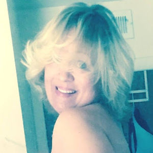 Meet your Posher, Deborah